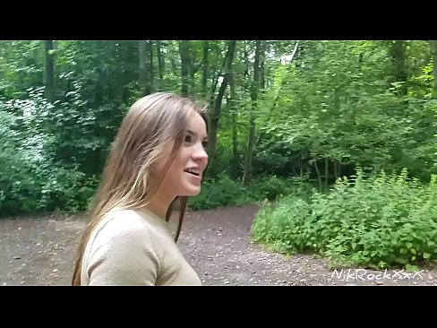 ❤️ Ek het vir Evelina voorgestel dat ons in 'n publieke plek naai! Sy het ja gesê. Toe genaai ek haar in die gat en kom in haar mond. Toe vis sy haarself. ❤️ Porno op af.sexygirlspics-com.ru ☑